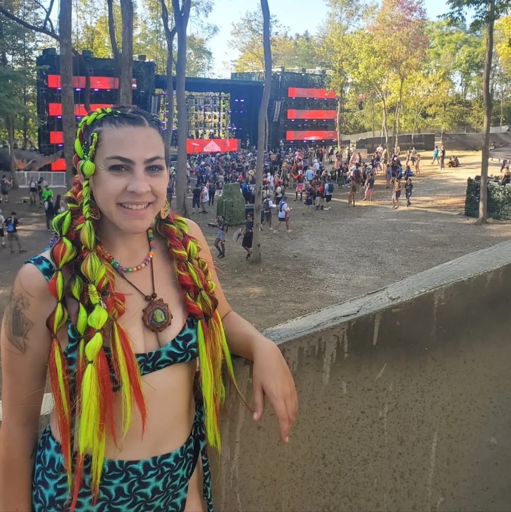 Crazed Wear Rave Set - Picture 4 of 4